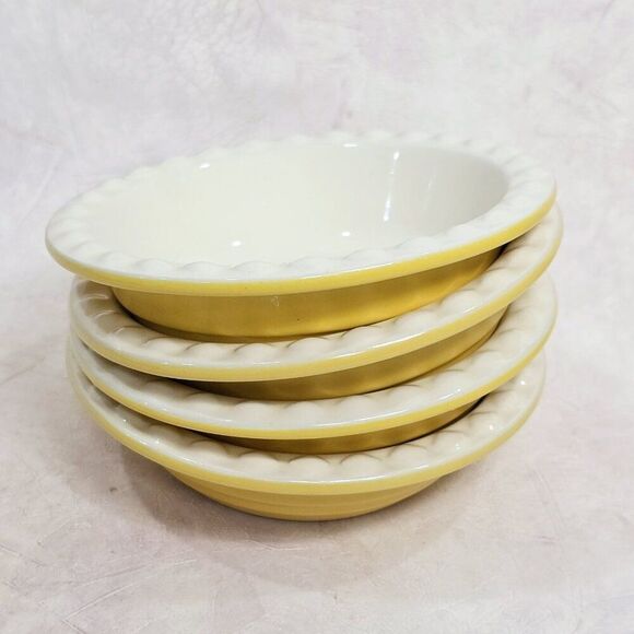 4 - Le Gourmet Chef Small 5.5" Pot Pie or Fruit Pie Baker Dish Bowls Yellow - Picture 1 of 8
